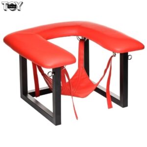 master-series-queening-chair-cushioned-durable